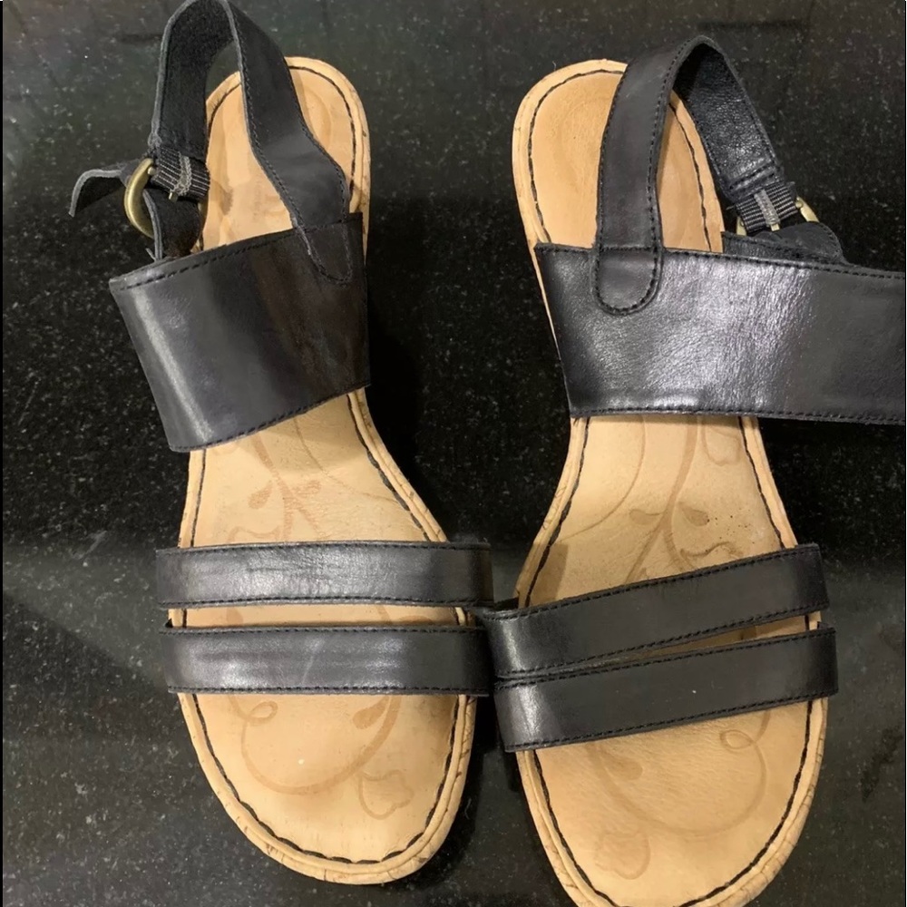 BORN Black Leather Platform Wedge Heel  Size 9